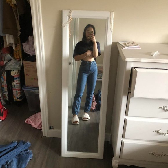 Lois medium-wash denim jeans - Picture 2 of 4